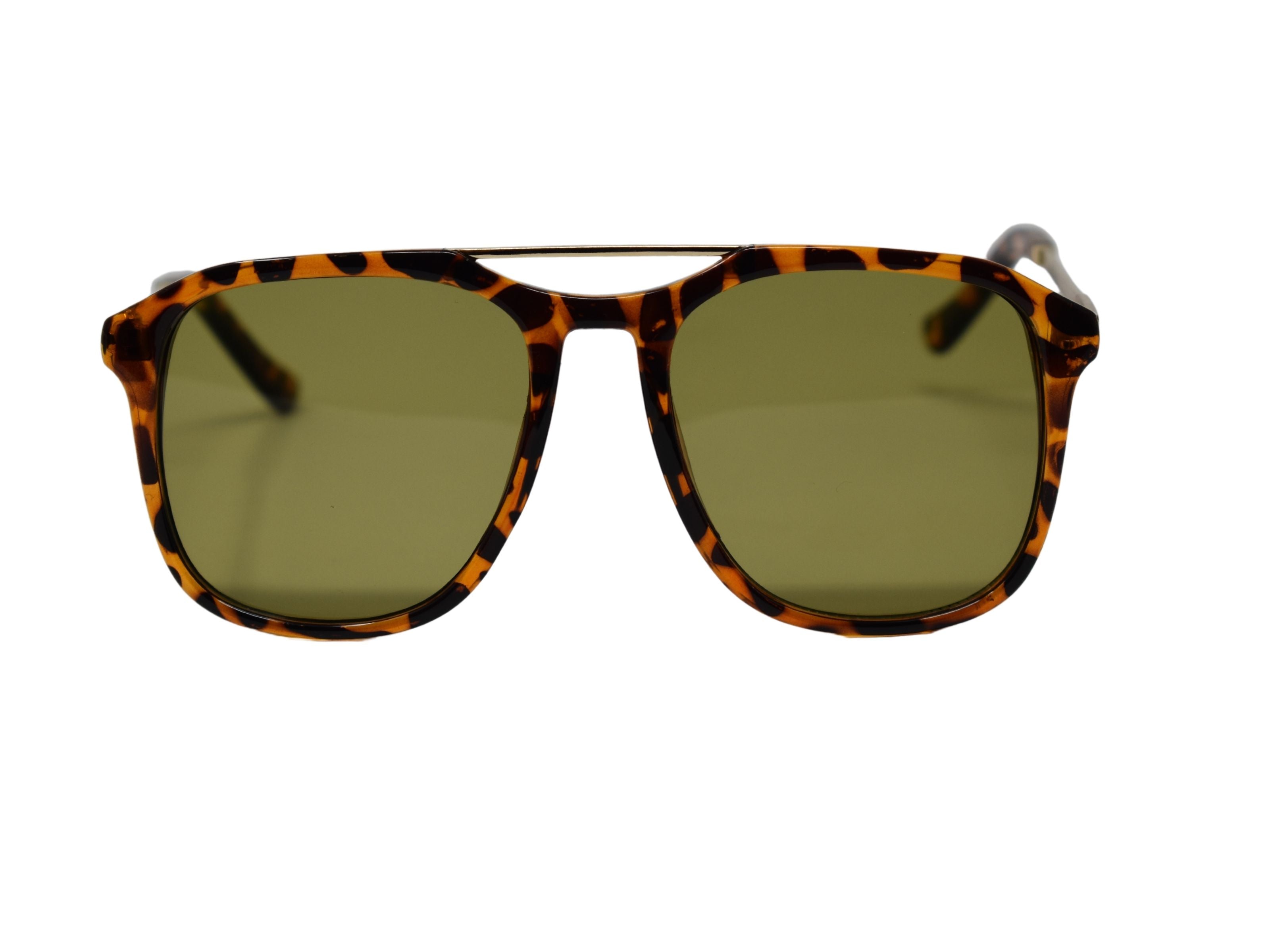 Bring an instant chic appeal with our stylish Breita warm tortoise aviator sunglasses.