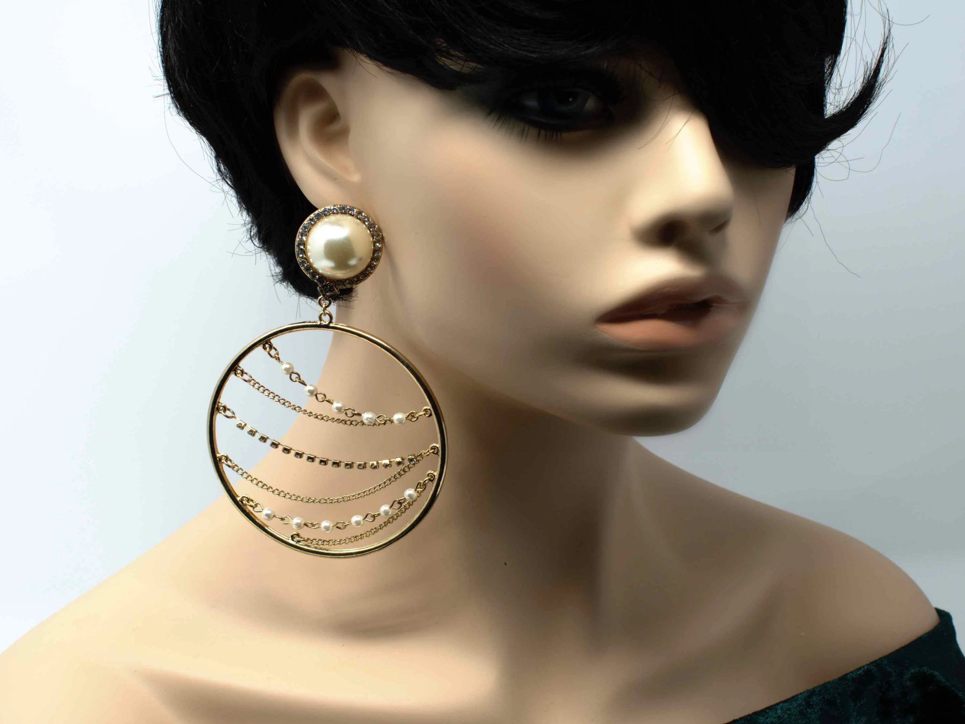 Francine Circle Gold Chandelier Earring