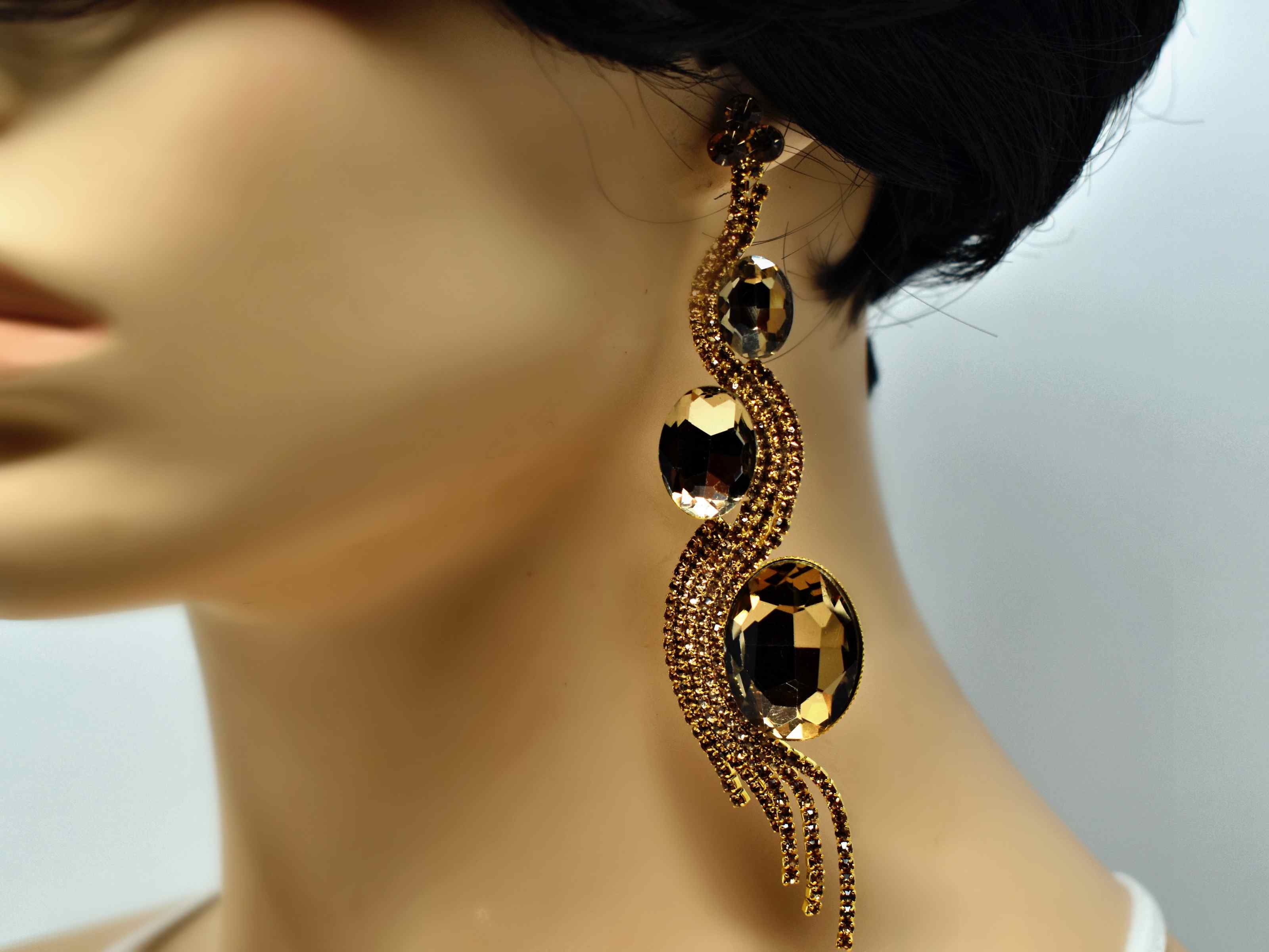Ixora Gold Earrings