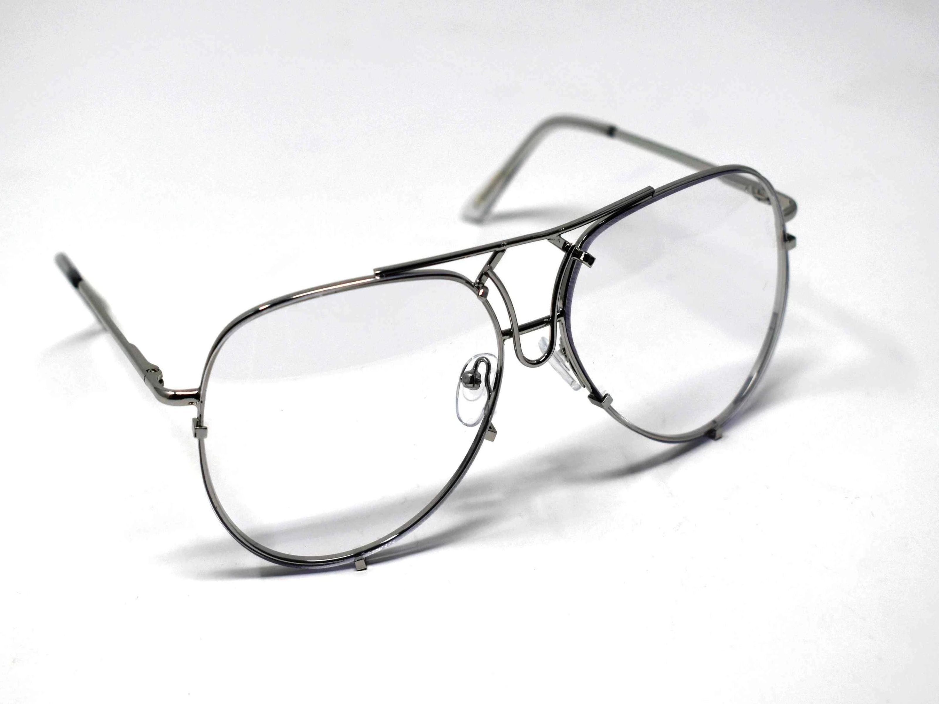 Make sure you indulge in our brilliant Viburnum silver aviator style clear lens glasses. 